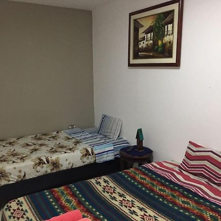 The Backpacker Hostal Ibarra Dış mekan fotoğraf