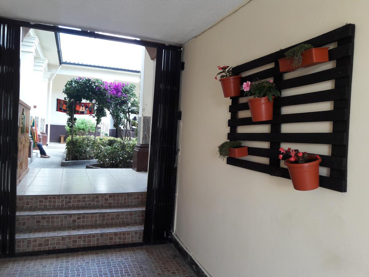 The Backpacker Hostal Ibarra Dış mekan fotoğraf