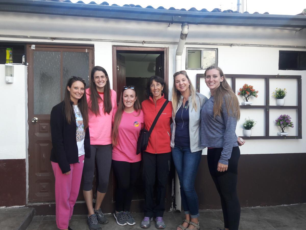 The Backpacker Hostal Ibarra Dış mekan fotoğraf