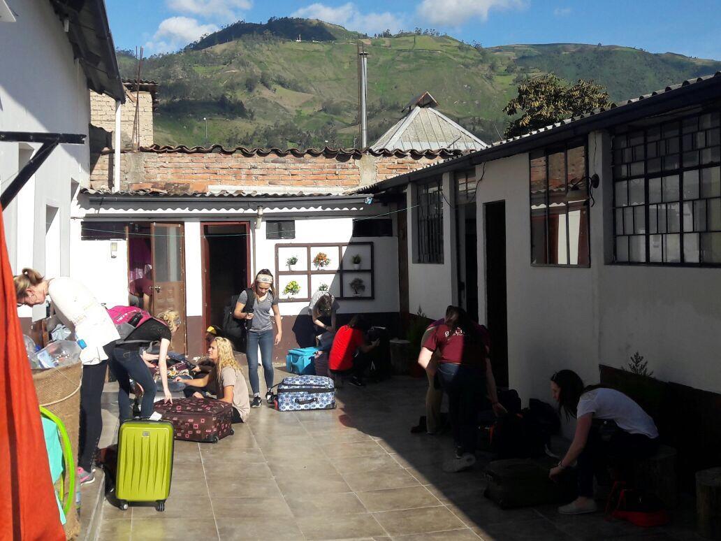 The Backpacker Hostal Ibarra Dış mekan fotoğraf