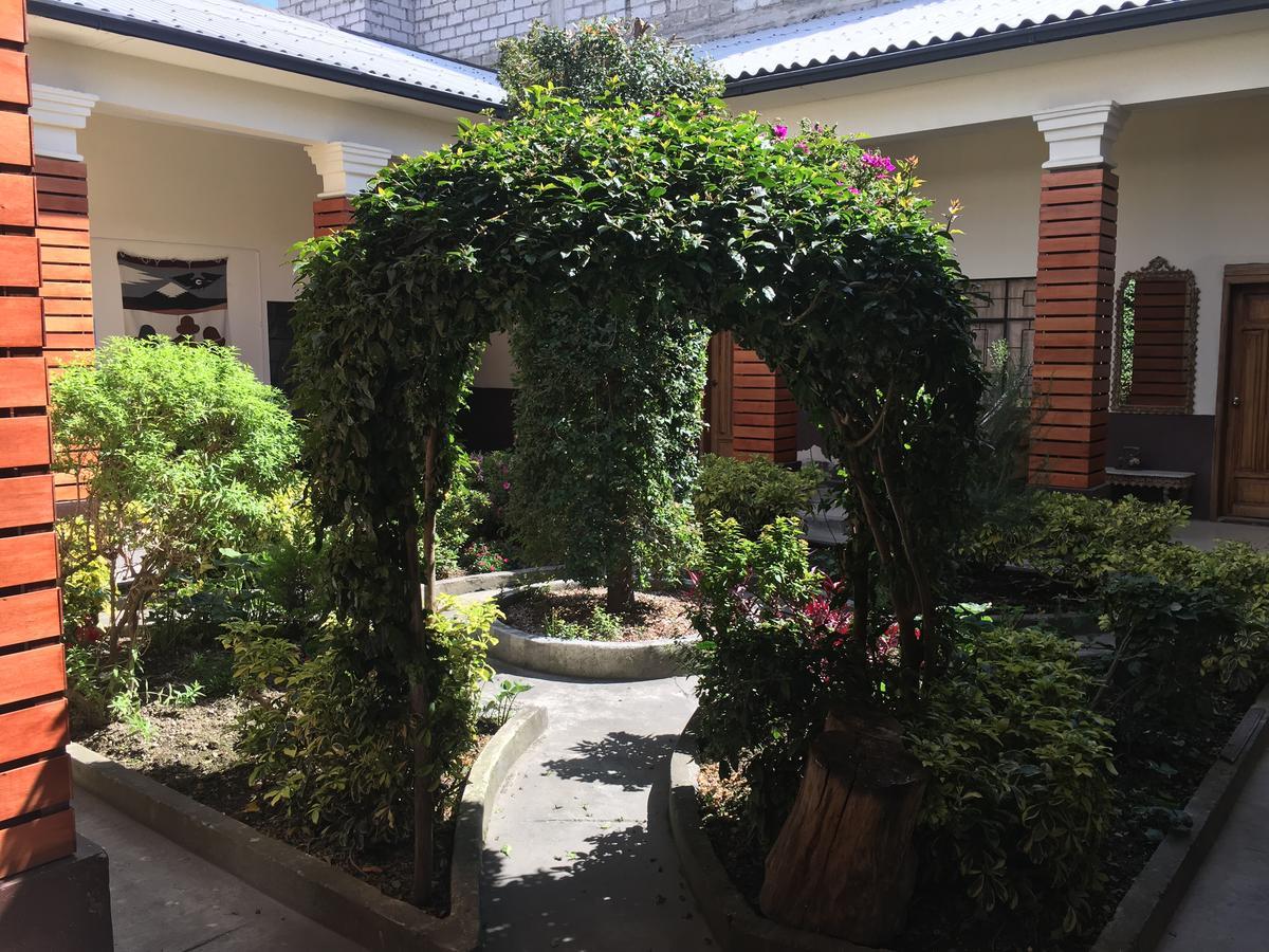 The Backpacker Hostal Ibarra Dış mekan fotoğraf