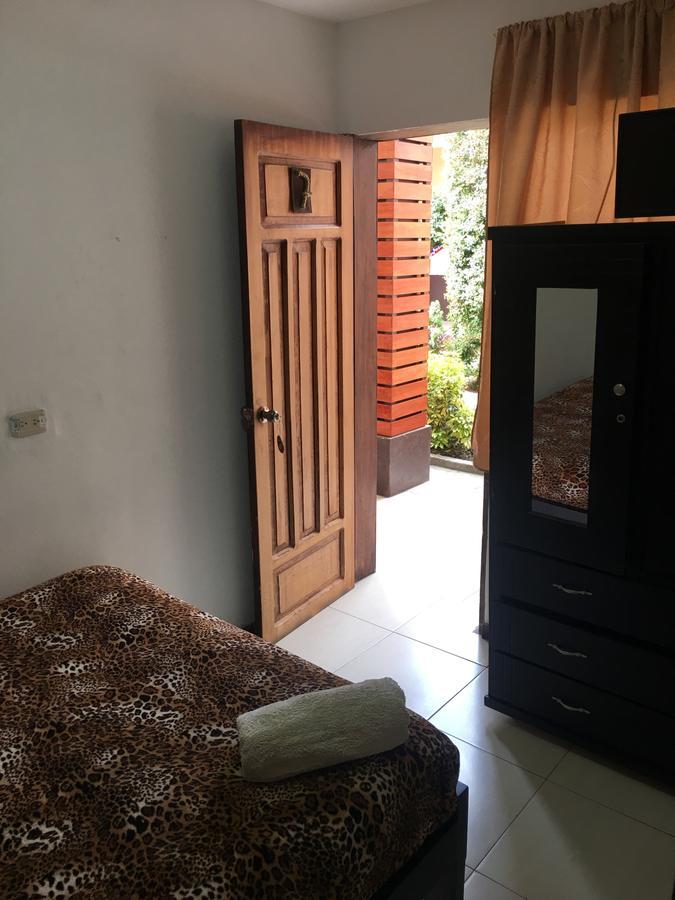 The Backpacker Hostal Ibarra Dış mekan fotoğraf