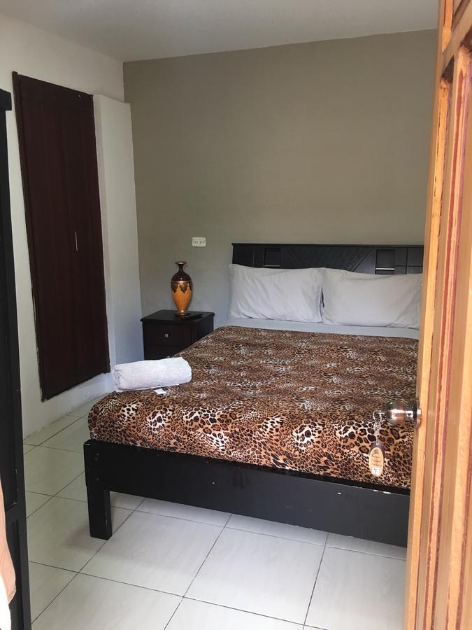 The Backpacker Hostal Ibarra Dış mekan fotoğraf